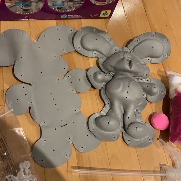 Fuzzeez - 4 pack of Bear, Dog/Bunny + Cat - Easy to Make - Picture 4 of 17